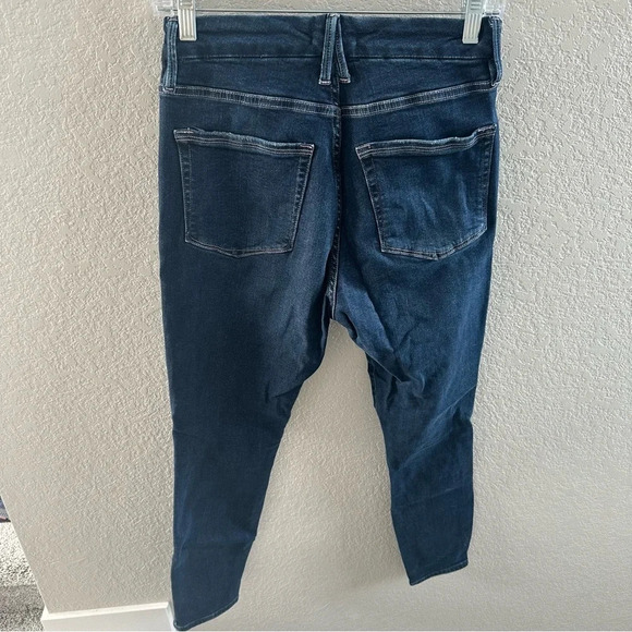 Good American Good Legs Skinny Cropped Jeans in Blue260 - Picture 7 of 9